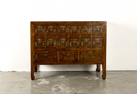 hotlotz's tweet photo. TWO DAYS LEFT to bid on some seriously stunning pieces in the @hotlotz Interiors &amp; Antiques auction.

Bidding available on the @hotlotz app and online: https://t.co/VTk2sqmaqw

Or stop in at our showroom: 120 Lower Delta Road to view these and many more in person. https://t.co/RLelx3eH8w