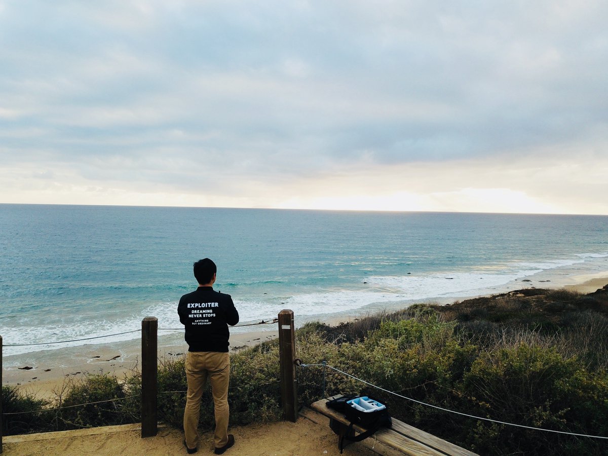 LykusTech's tweet image. What you couldn't do before - taking a selfie for yourself from a distance. Our product manager Ben is on vacation, but still nice shot. 🤗 Tell us where you put your Mavic - Lykus M1 bag👍 #DJI #droneselfie #lykus #MavicPro