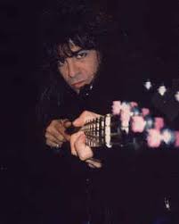 JrocksMetalzone's tweet photo. #HappyBirthday #daveSpitz former #greatWhite bassist #feb22 #1958 https://t.co/kMHL0IwxWd