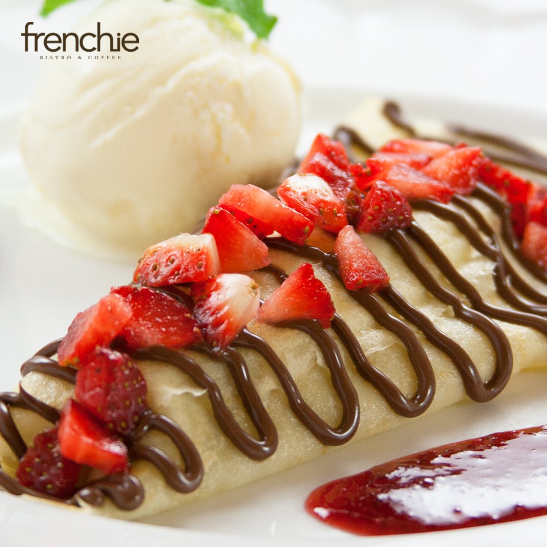 frenchie_id's tweet photo. Crepe Coquine - Crepes with slices of banana, strawberry, nutella and strawberry sauce, served with ice cream.

#brunch #frenchie #food #instafood #jakartarestaurant #frenchfood #tebet https://t.co/Ir7nLE0WH6