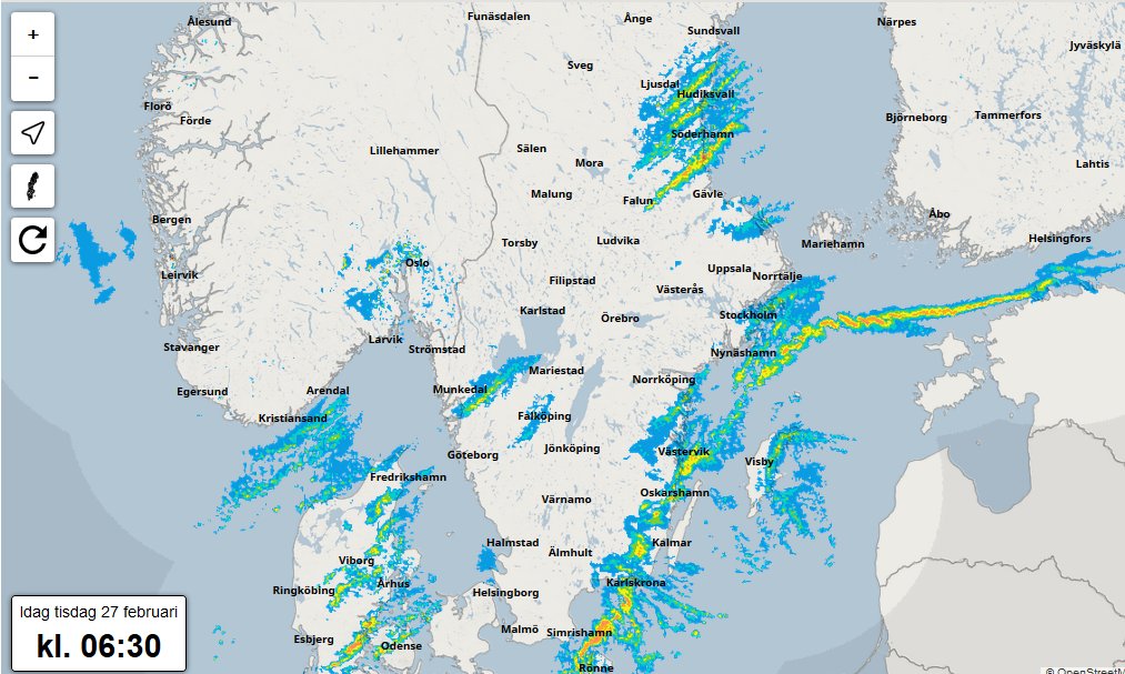 SMHIvader's tweet photo. Vi har flertalet snökanoner under morgonen; sydväst om Vänern, in över Gävleborg och längs ostkusten. Snöbyarna är tidvis kraftiga på en del håll och blåsten kan medföra drivbildning. #vinter #snökanon https://t.co/JaJX1N6k7z
