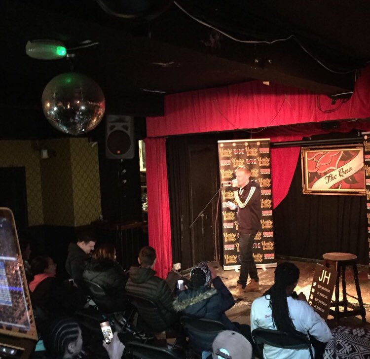 UnityEventsUK's tweet photo. #UnityEventsUK 💥Febs💥 event footage can be found on:
🎤https://t.co/nSYpVK0Yyj🎤 #London #LondonGig #Stockwell #OpenMic https://t.co/hHa7vlnZqd