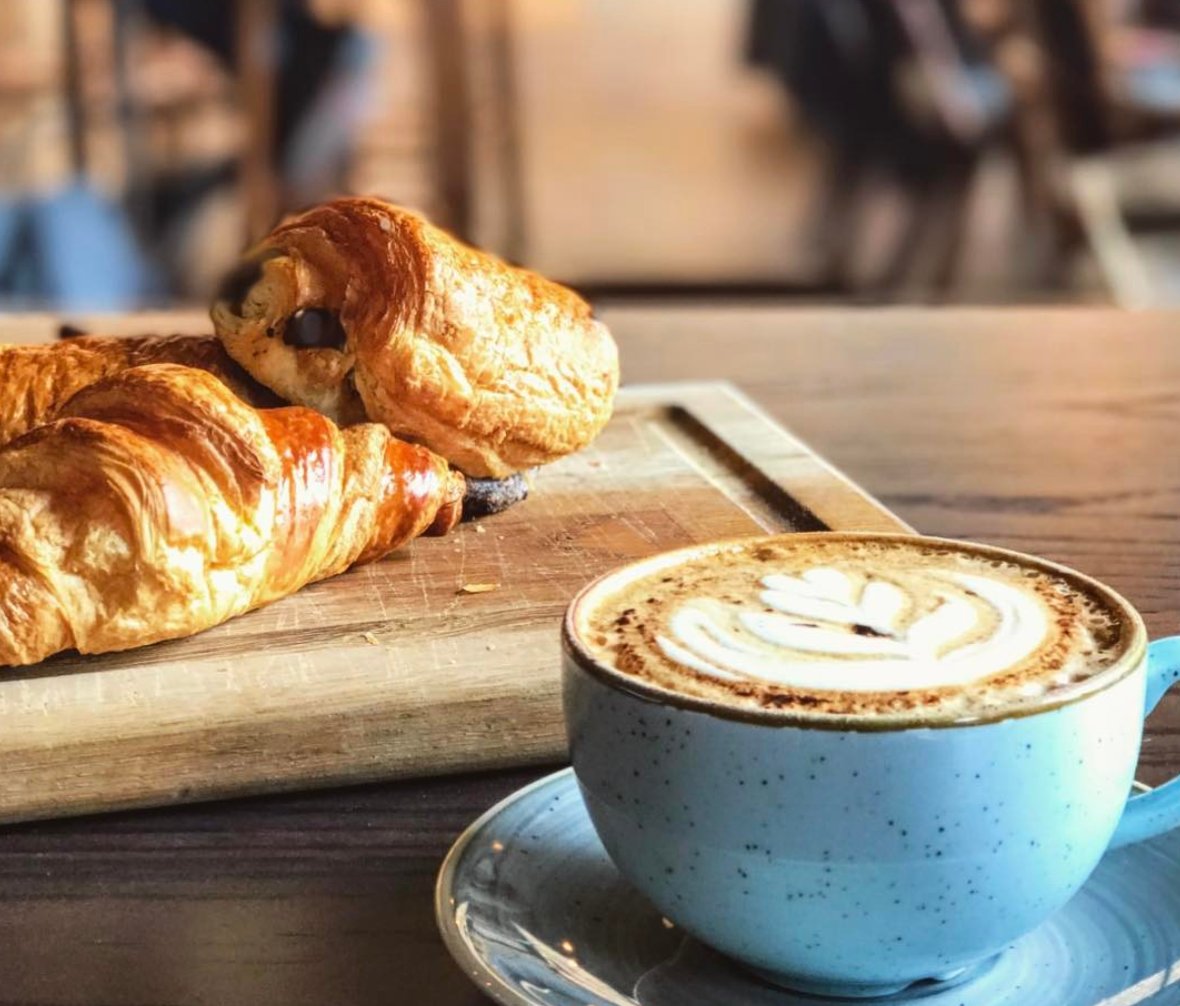 #Tuesday treats! #panauchoc #coffee