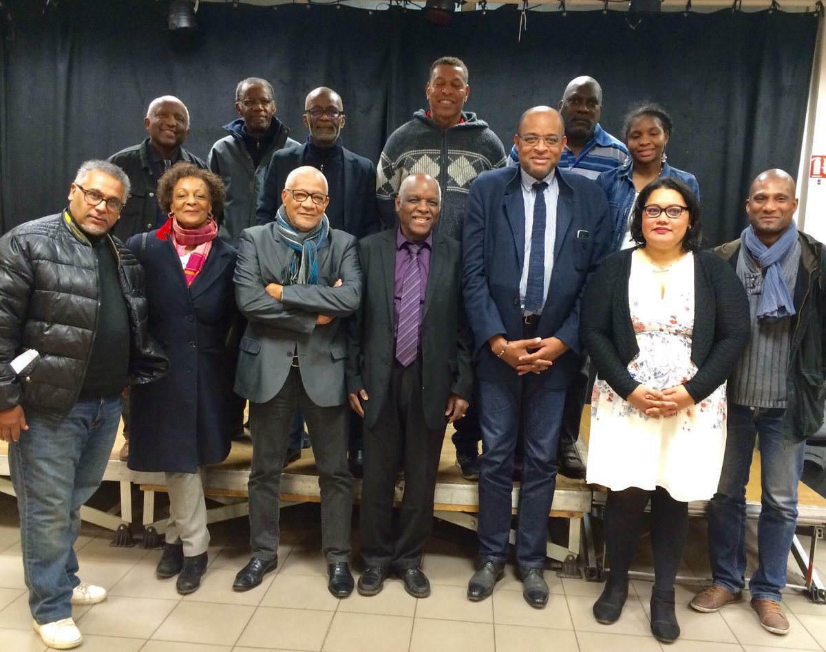 ulutuipalelei's tweet photo. #Crefom93 
Reunion du Conseil Représentatif des Français d'Outre-Mer de la Seine-Saint-Denis à Pierrefitte-sur-Seine: 
#Bilan2017 et #Projet2018 https://t.co/WDvXZTvN7Z