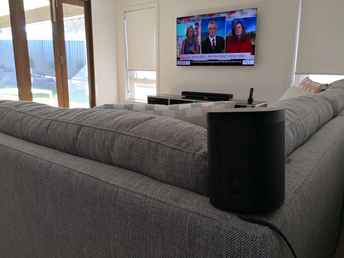 sonos one as rear speakers