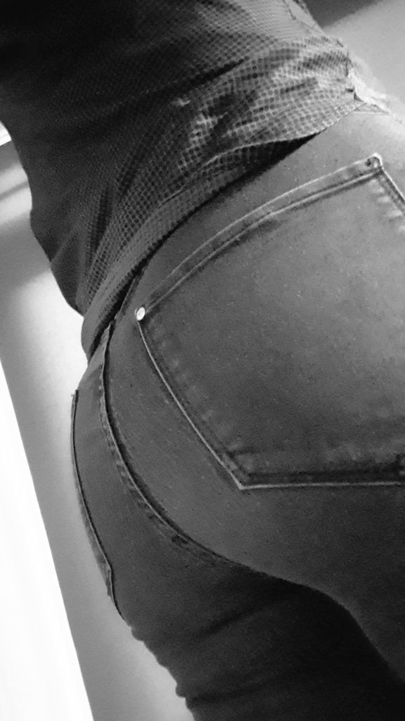 Itsame111's tweet photo. Wearing secret a #thong today on my work 😘 
#sexyass #maleass #sissyboy
@MaleAssassins @xxxxxlust https://t.co/1XQog2AUYn