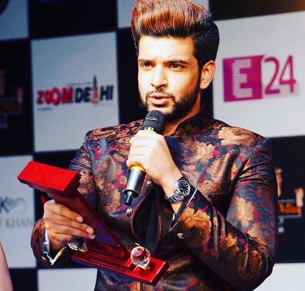 kewalsinc's tweet photo. Bandhgala worn by karan kundra now in store!
#bandhgala #suites #customorder #customizedsuits #traditionalwear #traditionalwear #fashionblogger #fashiondesigner #fashionable #fashionsense #fashionweek #fashiongram #fashinblog #fashionista #fashionmen https://t.co/D22gnQ1Gbt