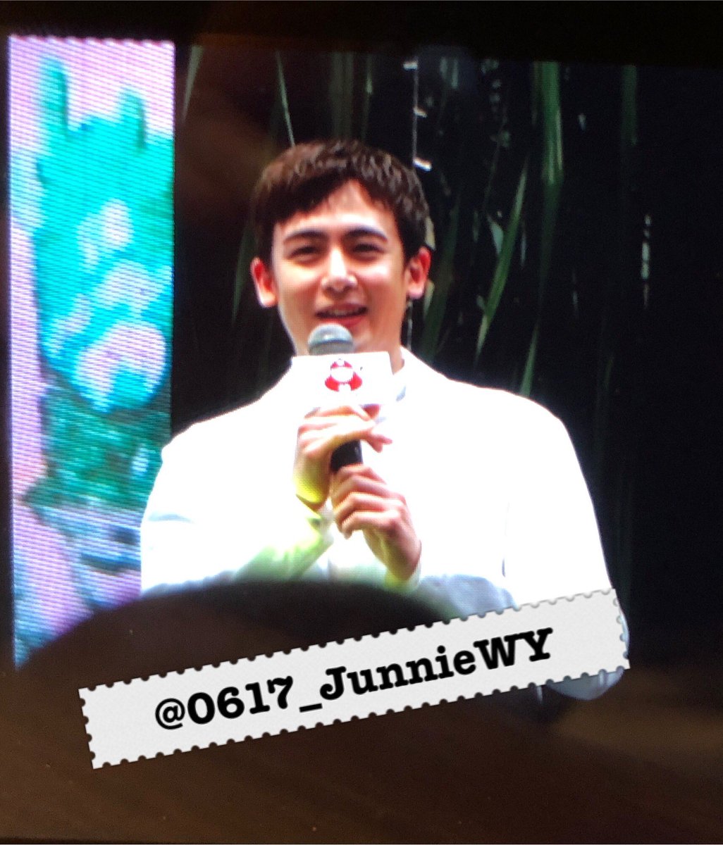 0617_JunnieWY's tweet photo. [LQ] 180227 TKN Press Con at Emquartier

น่ารักๆๆๆๆๆๆ คนอะไรน่ารักได้ขนาดนี้~

#นิชคุณ #Nichkhun #닉쿤 #2PM #투피엠 #เถ้าแก่น้อย #เถ้าแก่น้อยอร่อยฟินกับนิชคุณ https://t.co/acTxCucObj