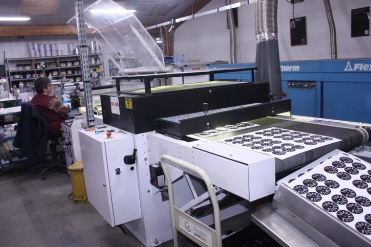 ornedev's tweet image. L’entreprise Béquet, spécialiste de la #signalétique en BtoB, poursuit sa croissance externe et se diversifie vers la #pharmacie. #industrie #Orne @ccipdn  | via @LOrneHebdo actu.fr/normandie/alen…