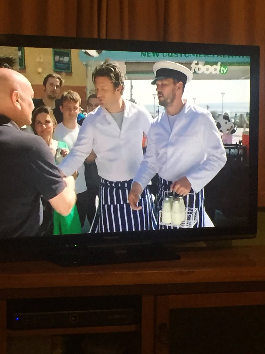 ColinHickey4's tweet photo. Watching Jamie Oliver tell people about “free range milk” https://t.co/KBYaiR1VYZ