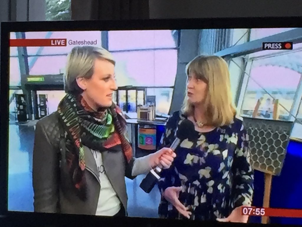 HelenaHillUXCX's tweet photo. Great to see @stephbreakfast reporting from #gateshead this morning talking about plans for @getnorth2018 #innovation #ThisIsMINE #thinkuser https://t.co/VPo2dRUrSO