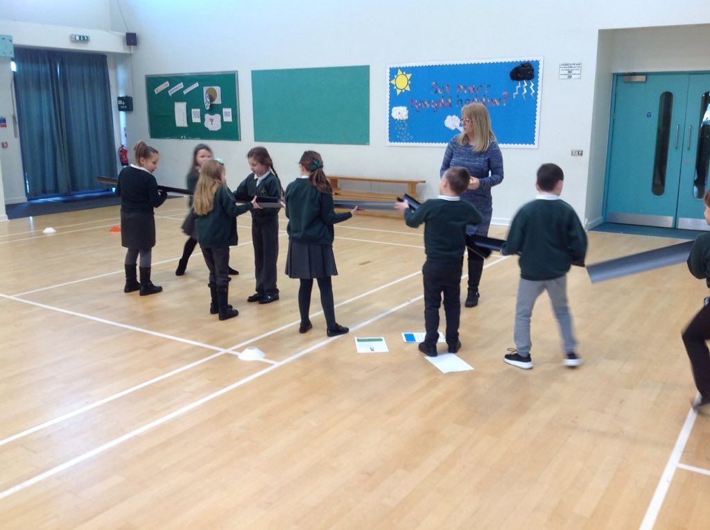 WPSYear5Gwyrdd's tweet photo. Launch day of our new Willow Hero...Collaborative Cariad. #WPSMetacognition #CollaborativeCariad https://t.co/YYtZqPptl0