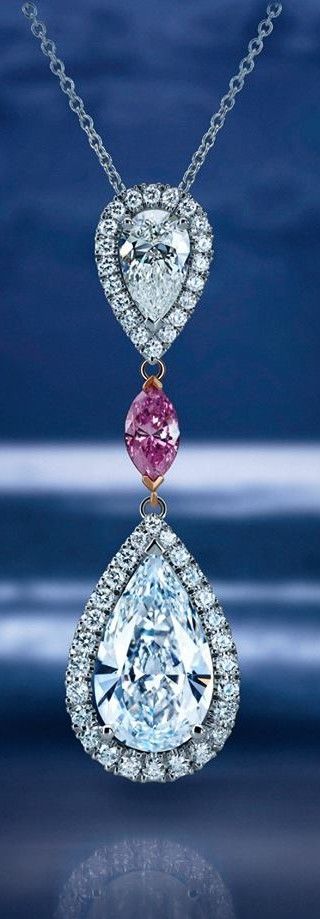 THE MILLIONAIRESS OF NORTH CAROLINA <a href="/looxat/">looxat</a>