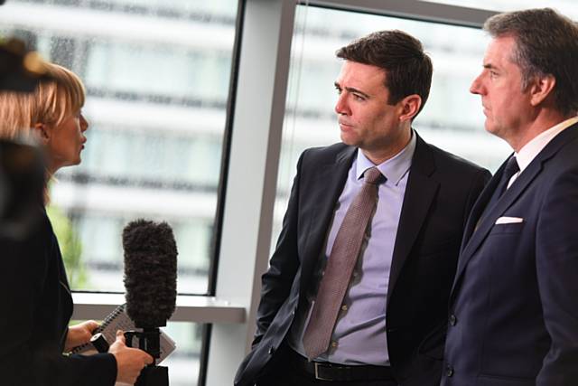 MayorofGM tweet picture