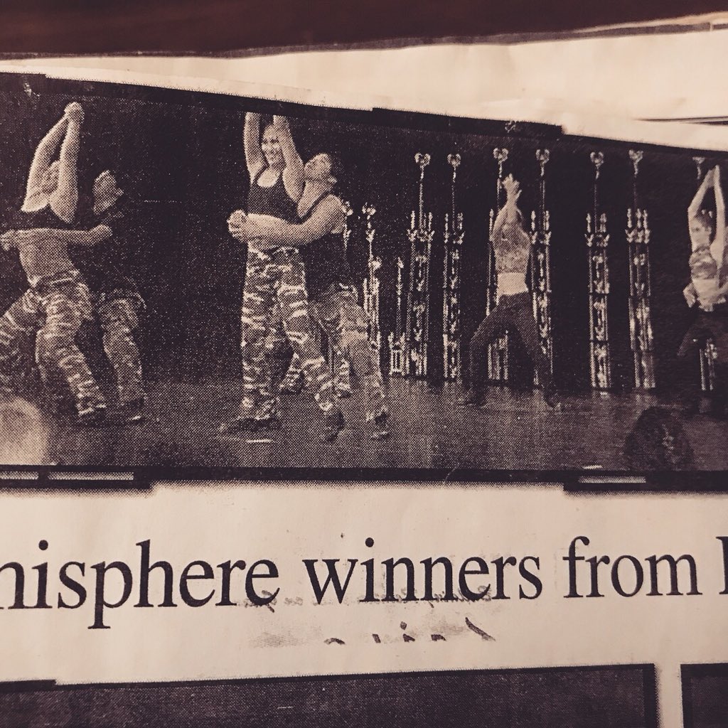 kuyamark671's tweet photo. Look π what I found π! OLD NEWS ARTICLES π±!! πI was so skinny! Some were when I just got back from New York and did a show at the mall, and the first ever touring company when we won at Atlantic City, New Jersey! #missit #memories #lostinthepast https://t.co/Wi61wEMZZH