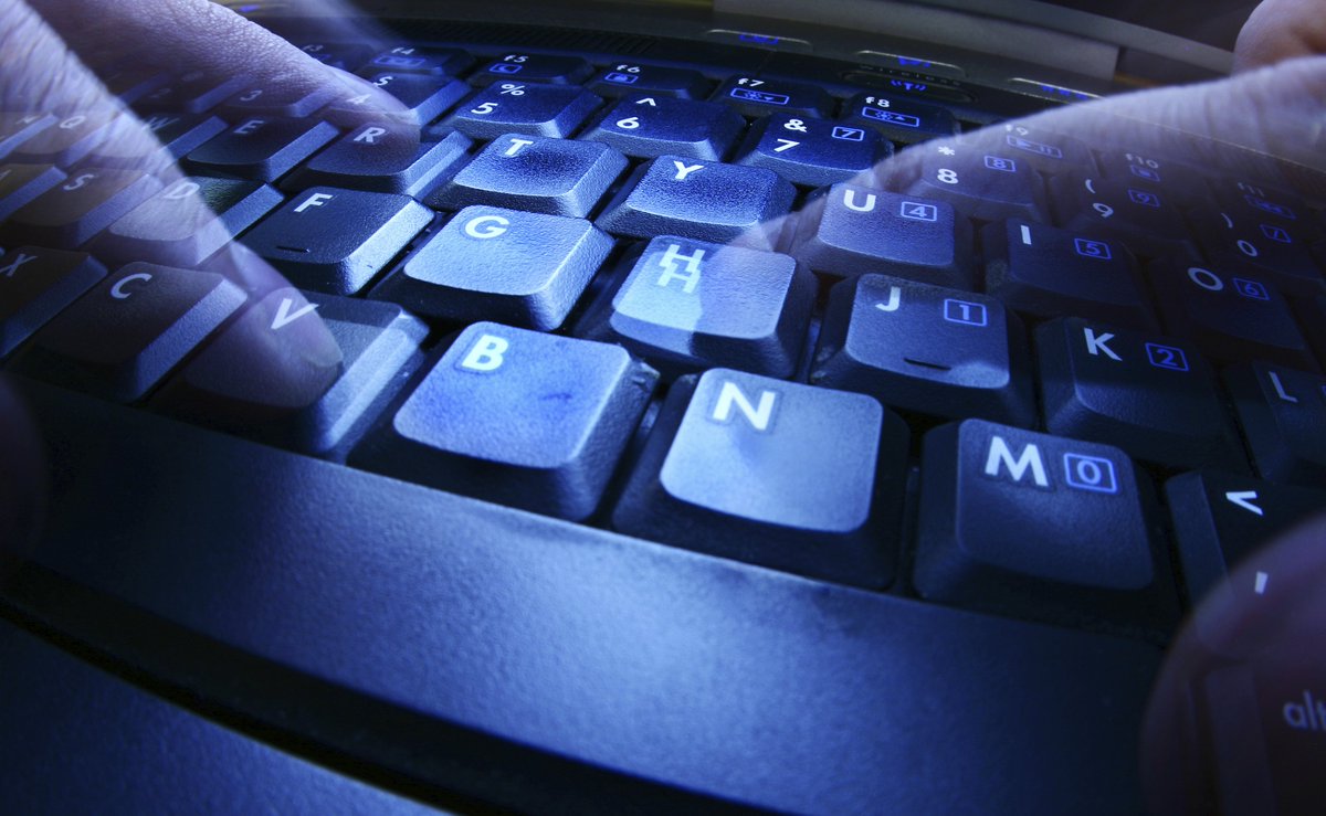 Australian man charged with online exploitation of Canadian girl: bit.ly/2ESDQNo https://t.co/i5QZ0FGqVV