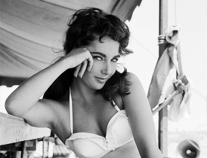 Happy birthday Elizabeth Taylor  27 February 1932
London, England. 