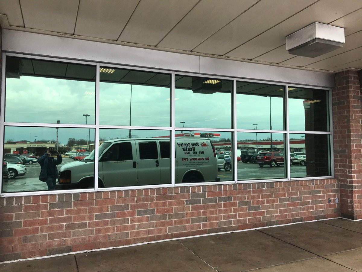 SunControlCtr's tweet image. Here is a before and after of a recent Kroger project using our 3M Night Vision-15 window tint. What a difference it made!