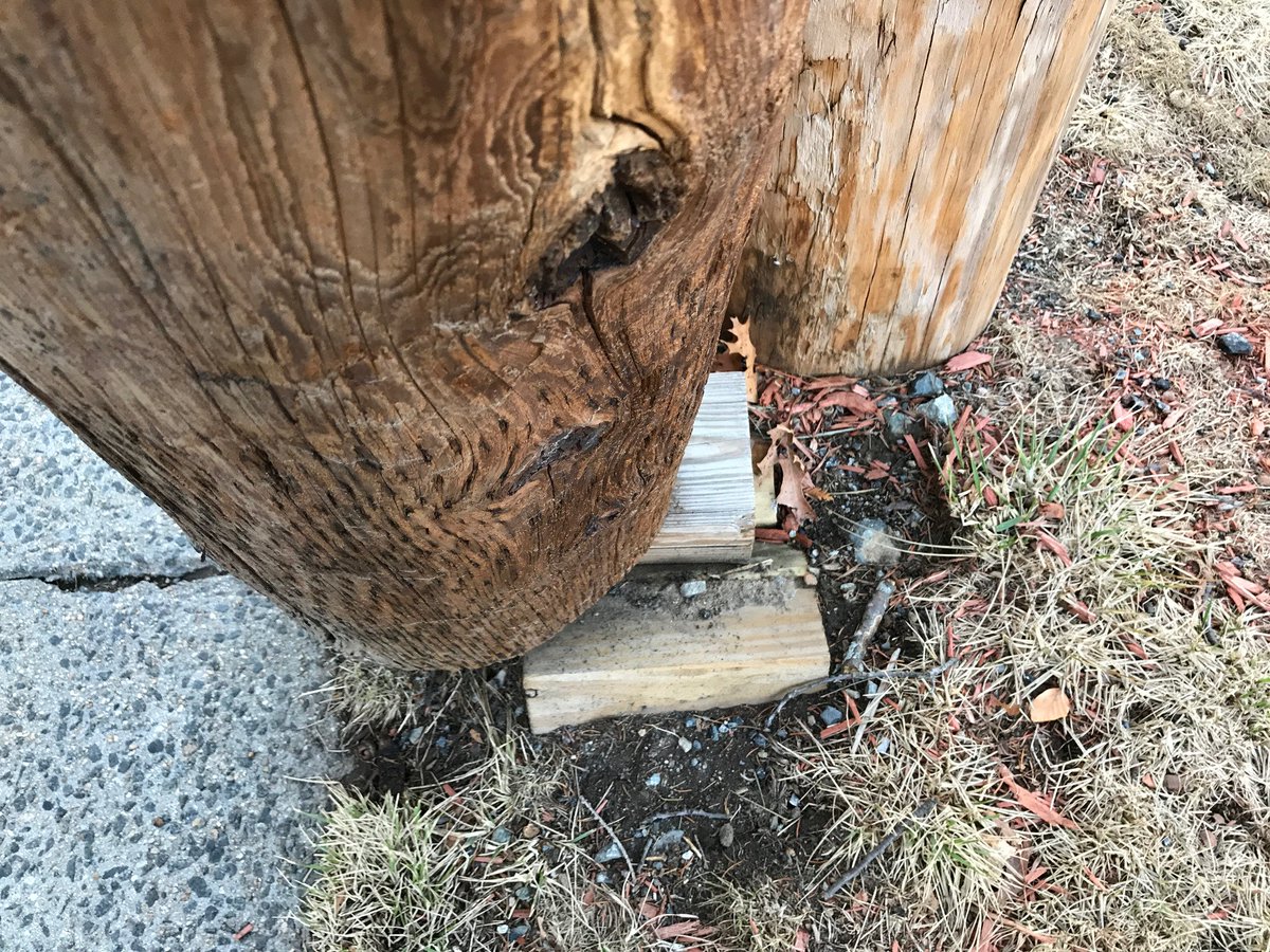 BarbaraRotger's tweet photo. Almost three years now with a double pole in front of our house. Now the old pole has slid off block it was resting on, and hangs over the side walk. @VerizonSupport please have a look! https://t.co/g4iDZG79sR