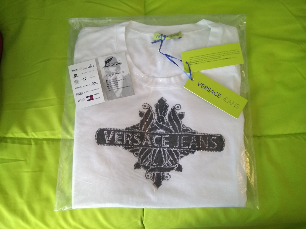 sory_alvarez's tweet photo. Pedido recién recibido. De mi propia #tiendaonline. 🤗 #marcasVIP #marcapropia #exclusivo a precios increíbles y de temporada. Quieres saber cómo y dónde? #shooping #shoponline #italianstyle #Versace #fashionblogger #fashionstyle https://t.co/C2E6a4Ec89
