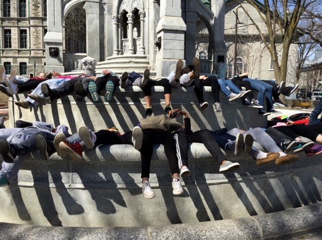 JPage_Prometour's tweet photo. Hmm.. maybe we're putting too much excitement in our Prométour Educational Tours Quebec visits? These Julius West Middle School students just needed a break! #prometour @Prometour @DrJjwms https://t.co/eyvxhQfXZR