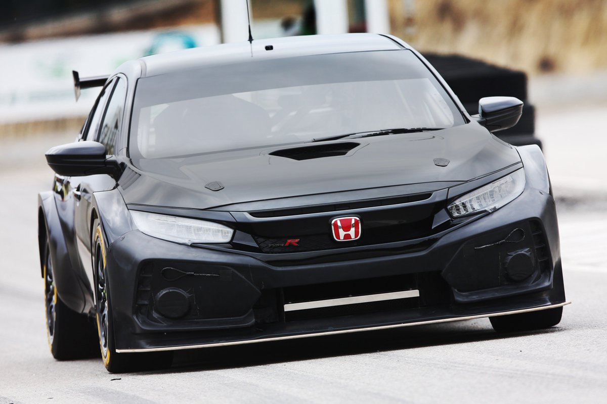 BREAKING NEWS: All-new Halfords Yuasa Racing BTCC Honda Civic Type R breaks cover - see btcc.net for the full story...