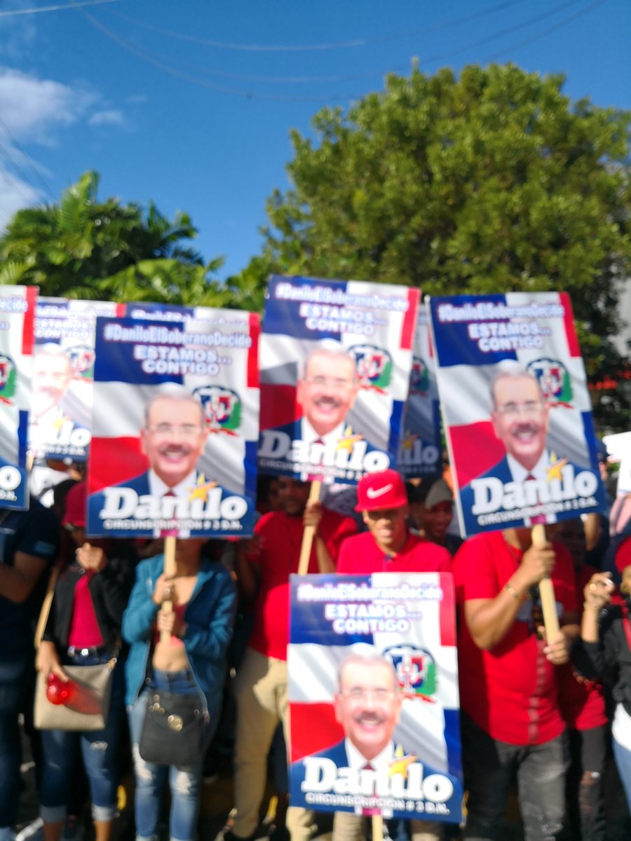 felibertonavar4's tweet photo. #DaniloElSoberanoDecide porque lo a echo bien Siga sr presidente @ferreras_carlos https://t.co/75JJooHZvQ