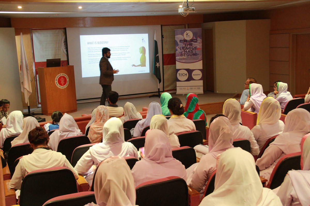 girldigitallead's tweet photo. Saturday 24th Feb 2018, @GDLTECHPK concluded its 02nd digital literacy training series of 2nd cohort of GDL with the graduation training at @murshid_sonam by giving detail brief of #Blogspay & Ms @HumairaBachal & Mr. @kanwalmasroorb awarded certificates to girls. https://t.co/bZPFg1uhvl
