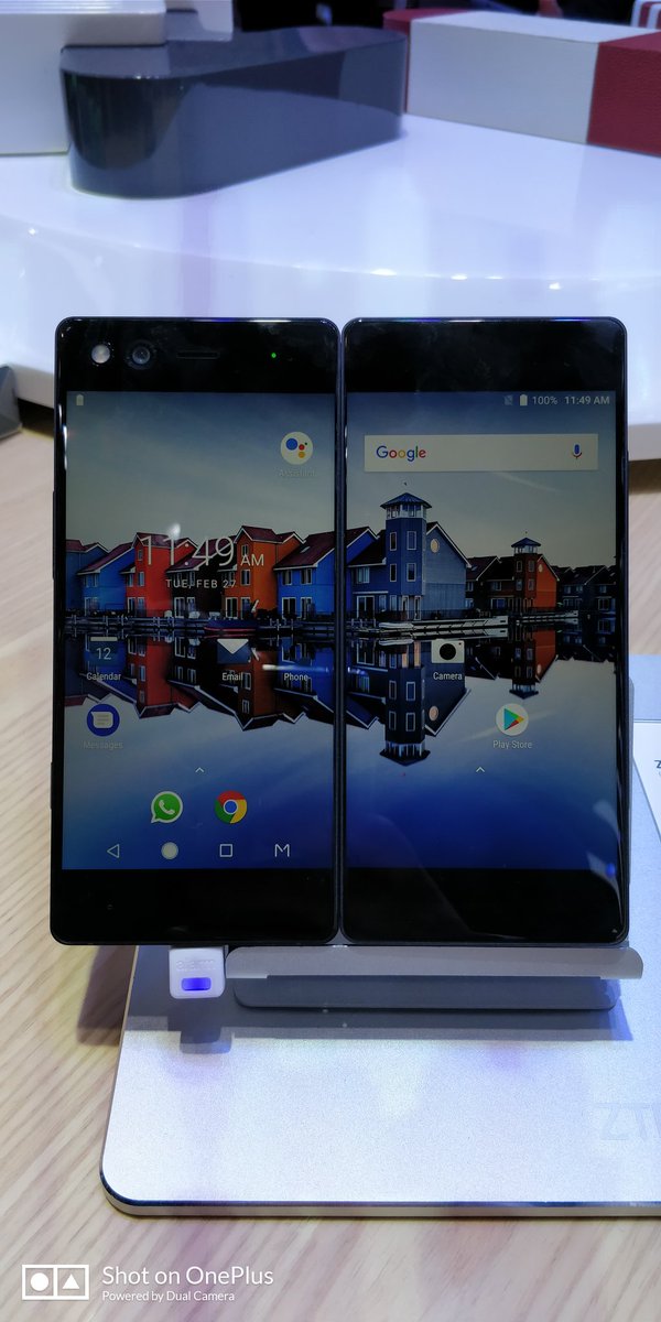 ParagonTesting's tweet photo. Our first chance to go hands-on with @ZTEDevice's Axon M dual screen smartphone. Interesting concept, but what is it actually like to use? Keep an eye out for our post #mwc18 blog to find out. #ShotOnOneplus https://t.co/r8axIFNgdo