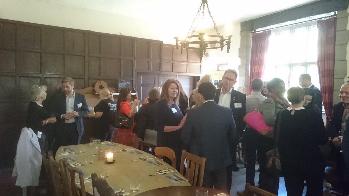 HoveBiz's tweet photo. HBA @hovebiz is looking for volunteers to join our committee. Do you believe in a local business association run by Hove business representatives? Contact our chair Victoria Mason (@CountOnCardens ) at info@ hovebiz. com to find out more: https://t.co/NA73v2SK83 https://t.co/v7zgmarOmF