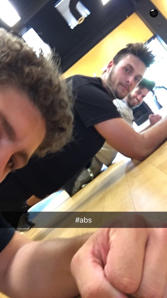 PaulyShrimpboat's tweet photo. Happy birthday small guy. #biclops https://t.co/OMpqXQn62c