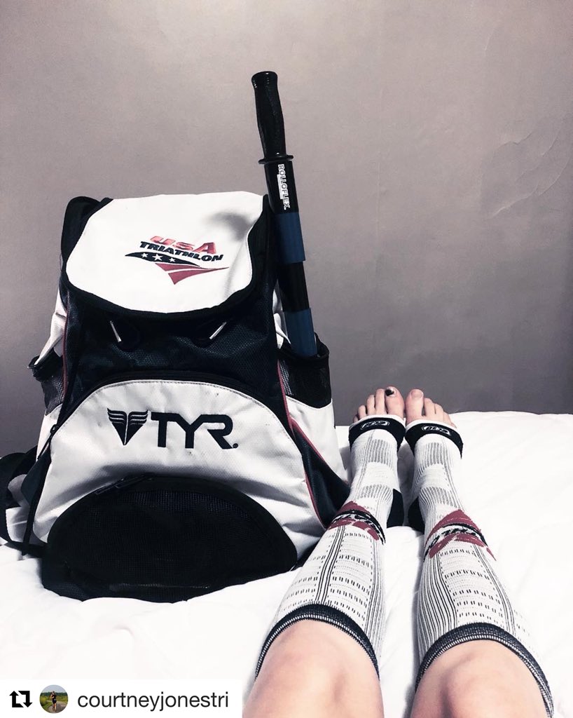 RolloflexFit's tweet photo. #Repost @courtneyjonestri ・・・
My run was so good today, I had to dig through the closet to find my @usatriathlon recovery socks and @rolloflexfitness muscle roller!! 🏃🏼‍♀️🏃🏼‍♀️🏃🏼‍♀️ #GetIt #TrainHard #AndSmart

https://t.co/D4ekZQPd2l https://t.co/KEyZx9n5To