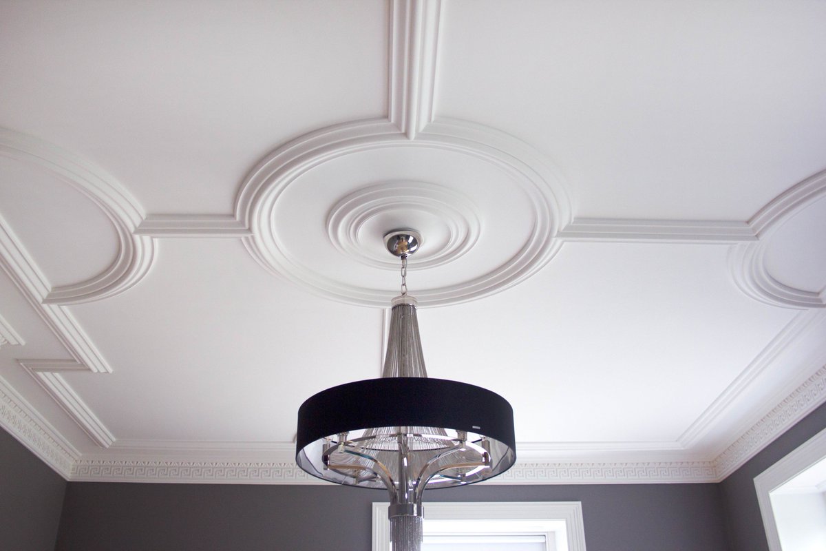 CSJbespoke's tweet photo. There's a new article coming out on our blog tomorrow! Till then, check out our previous one about #statementceilings, #ceilingroses and #wallpanels. Click here: https://t.co/FyiuKbtW1s
#homedecor #interiordesign #plastereruk #plastermouldings https://t.co/jn5o5CBVnr