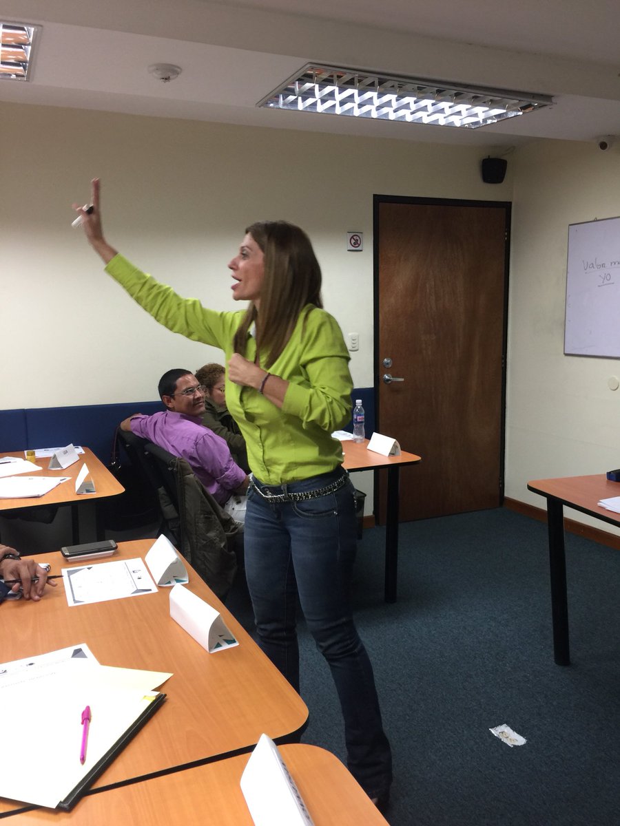 PMinuto90's tweet photo. Vayan a nuestra cuenta en Instagram @PMinuto90 allí verán un excelente vídeo sobre nuestro taller de marca personal. Inscripciones abiertas para el nuevo. También para Oratoria 2 y Oratoria 1. #EquipoDraMonica https://t.co/dSKRmAXixh