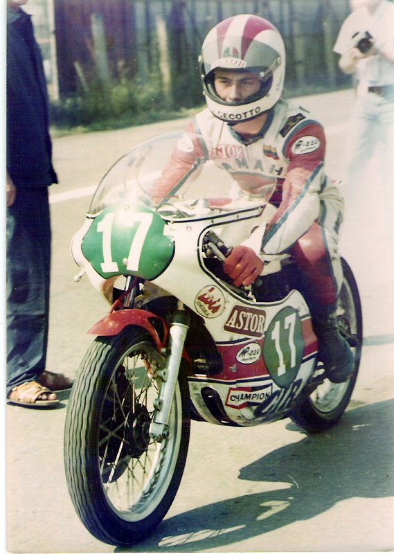 avataramg88's tweet photo. also a young @johnnycecotto1 reminds us that it lasts 17 days to Qatar https://t.co/8iYRkEiZNZ