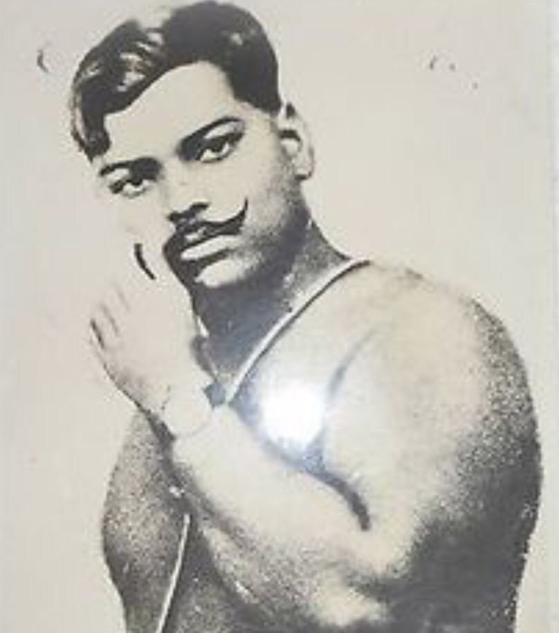 mehardhakad's tweet photo. #RetweetLike Tributes to the firebrand revolutionary Chandra Shekhar Azad whose sactrifice for Indian Freedom Struggle remains awe inspiring to later generations.
A nostalgic letter written in his handwriting🙏
#ChandraShekharAzad #JaiHind https://t.co/83sdXZXJXN