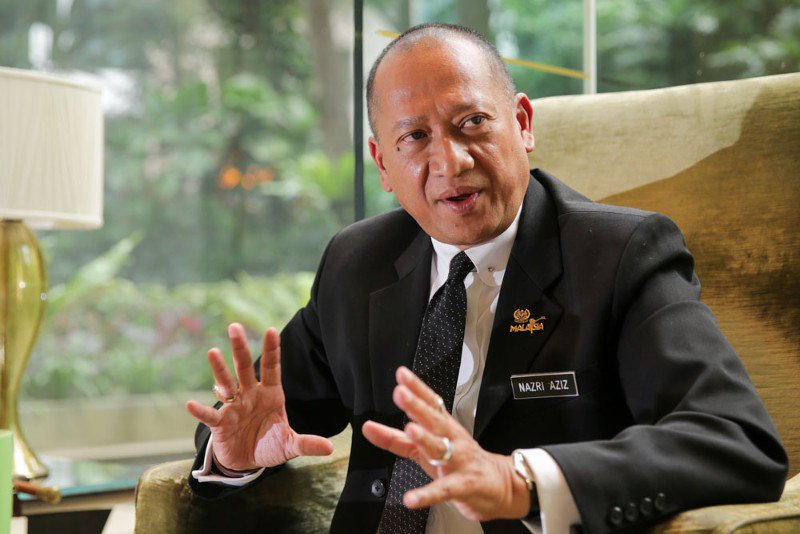 TheAirTimes's tweet photo. #Politik: "Pertandingan tiga penjuru akan menyebabkan undi Melayu berpecah kepada tiga-Datuk Seri Mohamed Nazri Aziz. https://t.co/JdhopCLYIj https://t.co/iAPgG8pEtu