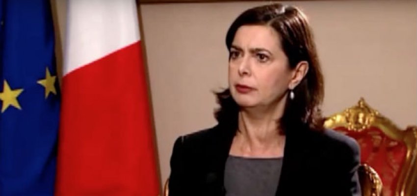 PagellaPolitica's tweet photo. La Camera ha totalizzato 350 milioni di risparmi nel corso della legislatura, come afferma @lauraboldrini : https://t.co/qqoeg6YrAp https://t.co/s8RhPCddb7