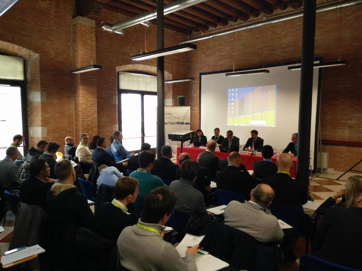 PortOfVenice's tweet photo. Massimi esperti di sistemi #ICT per la #security portuale oggi a Venezia per nuove soluzioni innovative: ne parliamo grazie al progetto #Secnet  @PortodiTrieste #LukaKoper, scopri di più nella nostra news! https://t.co/9cIxTiXDAy https://t.co/HA7GoWCZhJ