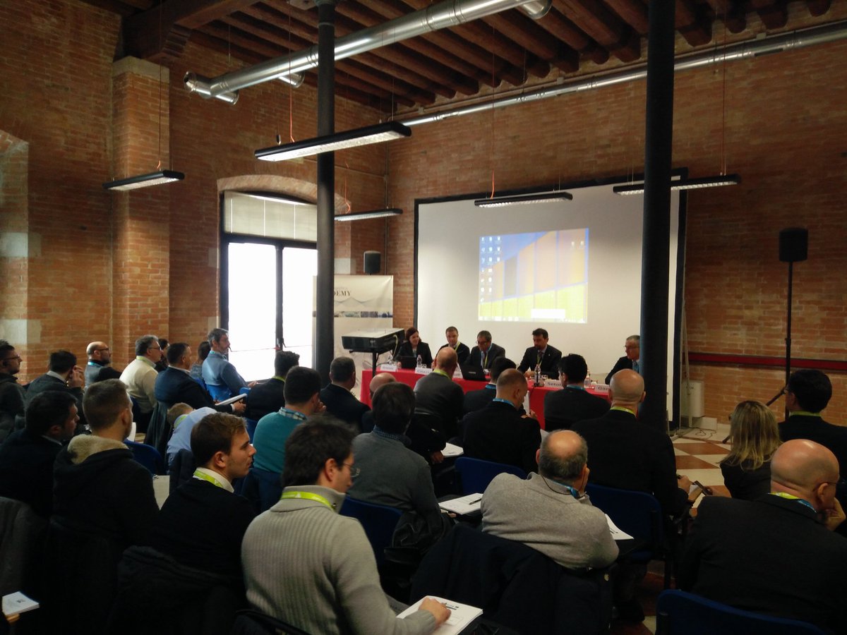 PortOfVenice's tweet photo. Massimi esperti di sistemi #ICT per la #security portuale oggi a Venezia per nuove soluzioni innovative: ne parliamo grazie al progetto #Secnet  @PortodiTrieste #LukaKoper, scopri di più nella nostra news! https://t.co/9cIxTiXDAy https://t.co/HA7GoWCZhJ