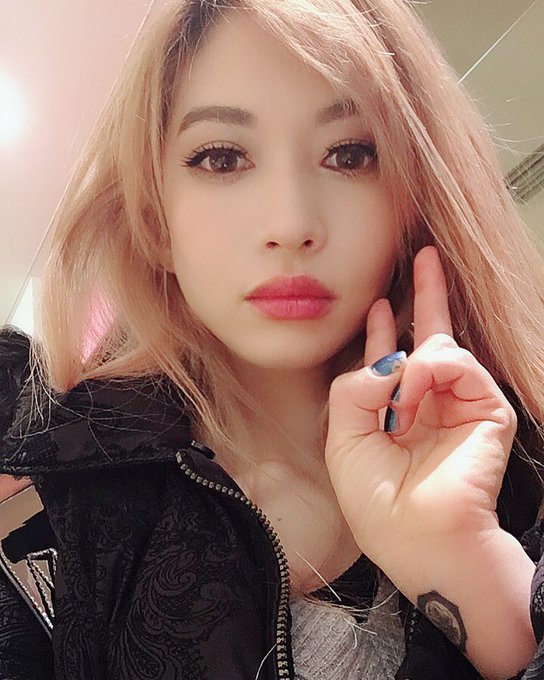 HEAVYGRINDER’s pics and videos