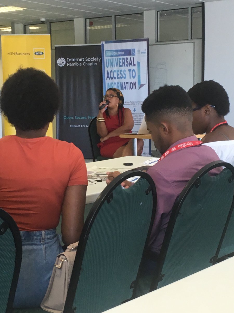ShelleyganPet's tweet photo. #YouthCommNamibia
Natascha from @AccessNamibia
introduces the participants to the reality of #InternetShutdowns and #EthicalHackers
#DigitalFuture #ShapeTomorrow https://t.co/W0DNOIBeUY