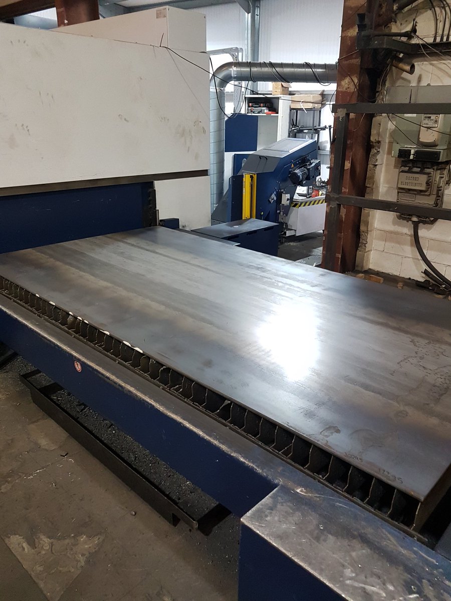 LASEREDC's tweet photo. A job in 12mm s275 cutting on our 8kw trumpf 5030. Material provided by @USPsteels #qualtysteel #qualitymachine #qualitycomponents for our customers . #trumpf #sheetmetal #lasercutting #ukengineering #ukmfg https://t.co/MnTTMt7WdD
