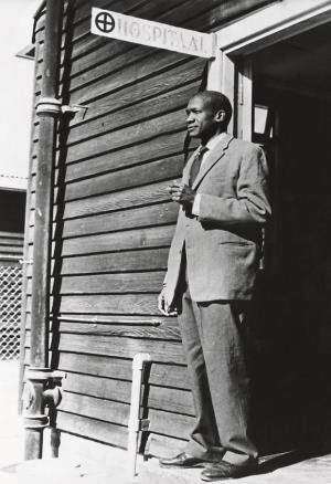 MbuyiseniNdlozi's tweet photo. In memory of #RobertSobukwe 

#LandExpropriation #Mayibuye https://t.co/DgIcyQPkjB