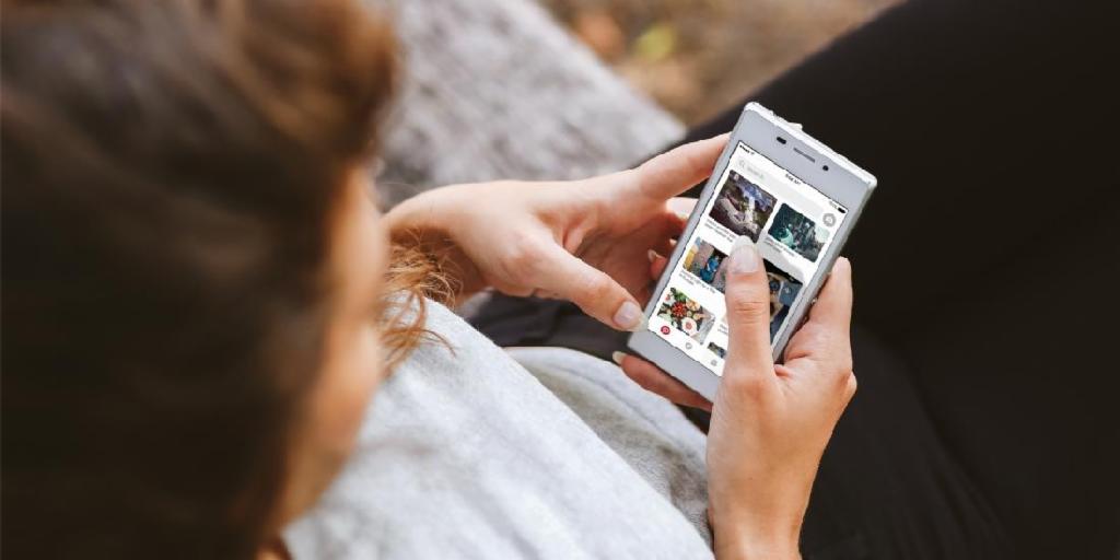 Emarketing_fr's tweet photo. Pinterest compte plus de 200 millions d'utilisateurs actifs par mois sur la plateforme. Mais, quelles sont les opportunités de l'application pour les marques ? https://t.co/ODuzRQYDq7 @PinterestFR https://t.co/kawfRGOOZo