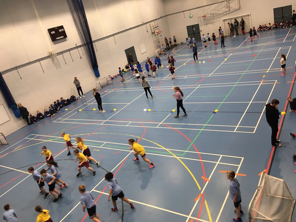 LCWC_Sport's tweet photo. Our public service students volunteering to help @chance_camp host a primary school handball tournament, with over 100 kids. #leadership #ownership #employabilityskills #youthparticipation @lakescollege @englandhandball @ActiveCumbria https://t.co/UDnzyz9HFc