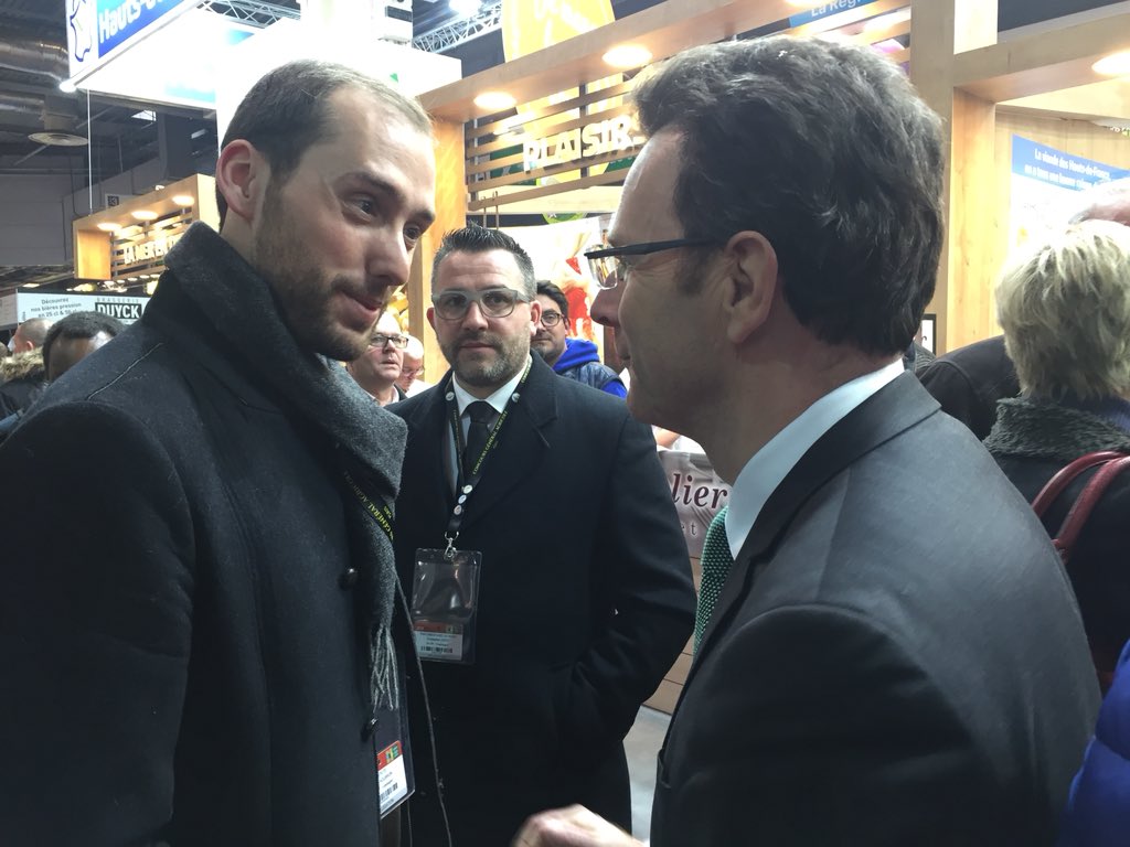 FredericMotte's tweet photo. Inauguration du stand des @hautsdefrance au #SIA2018 avec tous les acteurs du territoire ➡️ Nous nous devons soutenir les #agriculteurs qui font une belle partie de l’économie de notre région ! https://t.co/cL5HFt6bz3