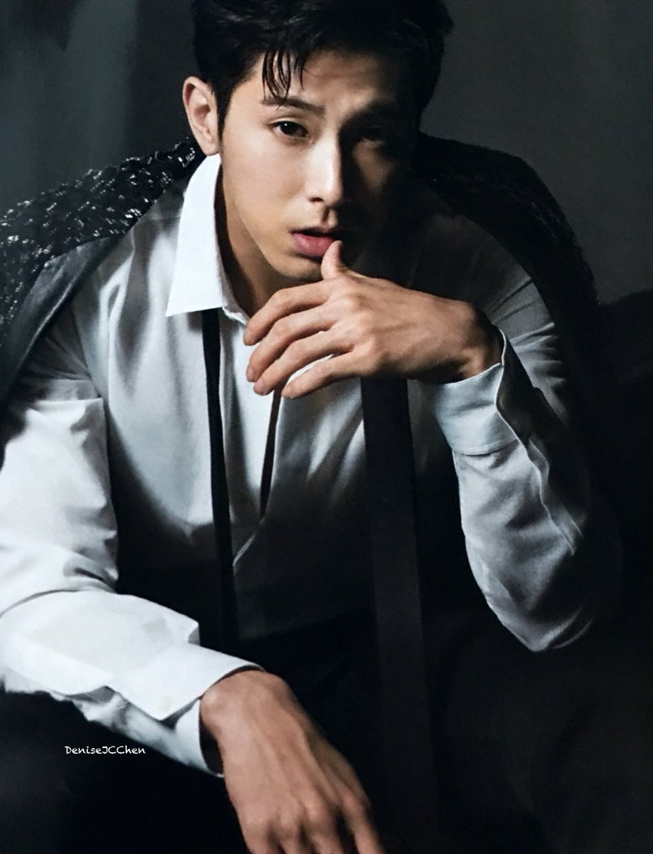 18 Vogue Japan April Issue 18 Feature Tohoshinki Tvxq Today