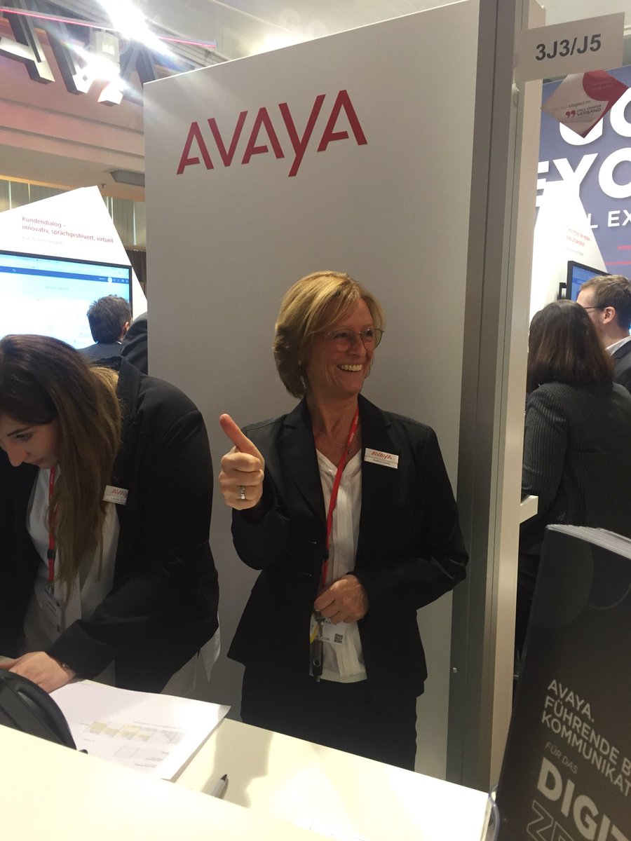 ccw_berlin's tweet photo. Menschen der #CCW2018. Welcome Kathrin Galitz @Avaya_D Hey, zum 15. Mal auf der #CCW. #Experience #CCWFan. Halle 3 J3. #DigitalerKundendialog #CustomerExperience https://t.co/YbkAtRiFaI