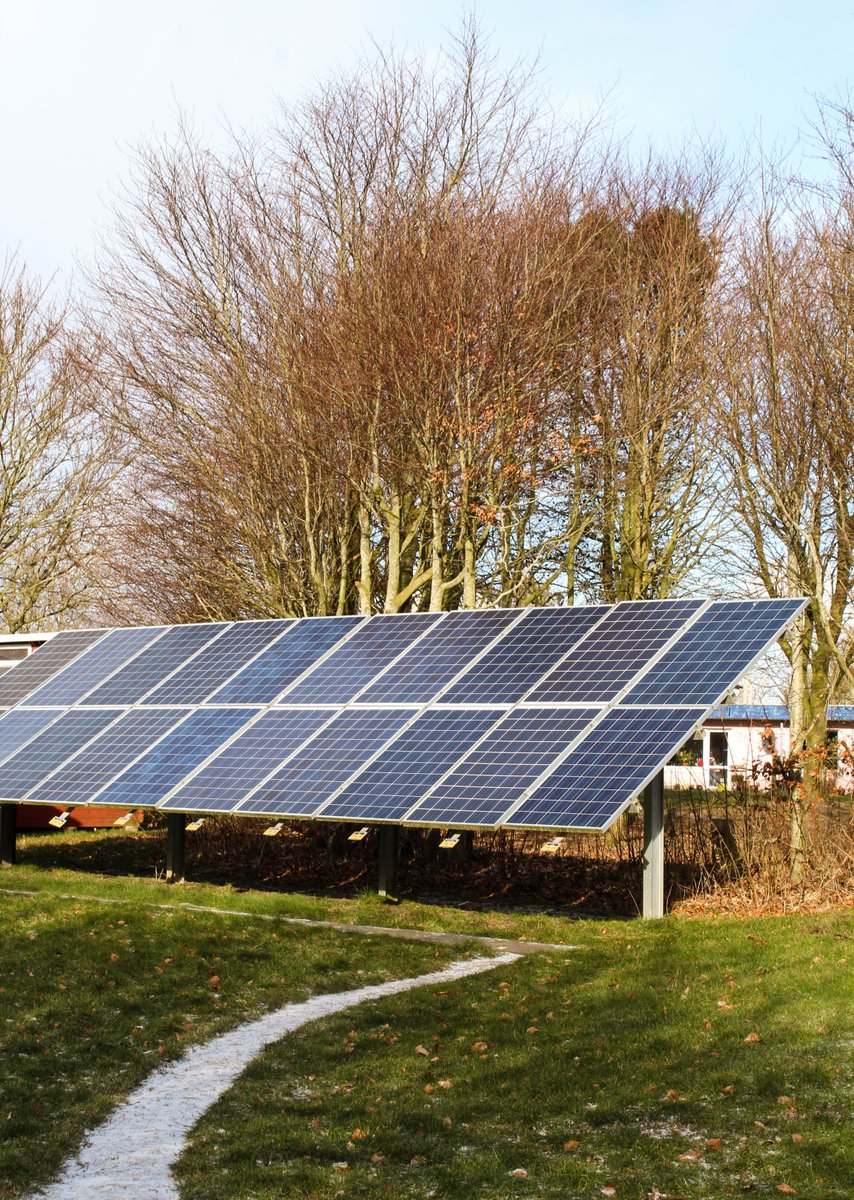 Nordic_FC's tweet photo. It's a common misconception that solar panels don't work during winter. 
As it is, snow (which reflects light) can actually help improve the output of the panels, &amp;  photovoltaic technology in solar panels can more efficiently convert sunlight to power when the temperatures drop! https://t.co/C0iGCBVQoq